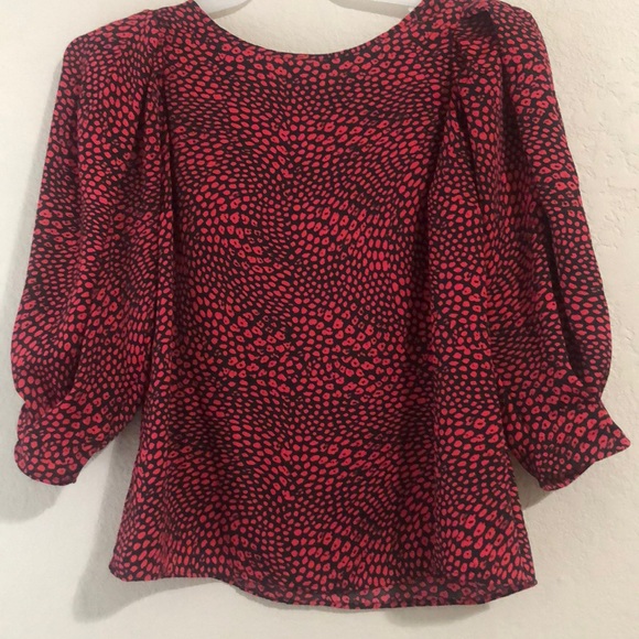 Banana Republic Tops - BANANA REPUBLIC Red/Black blouse
